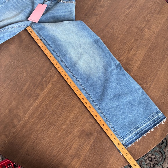 Juniors Wide Leg Rhinestone Pocket Jeans in Medium Denim, 5/27x31 - Picture 12 of 16